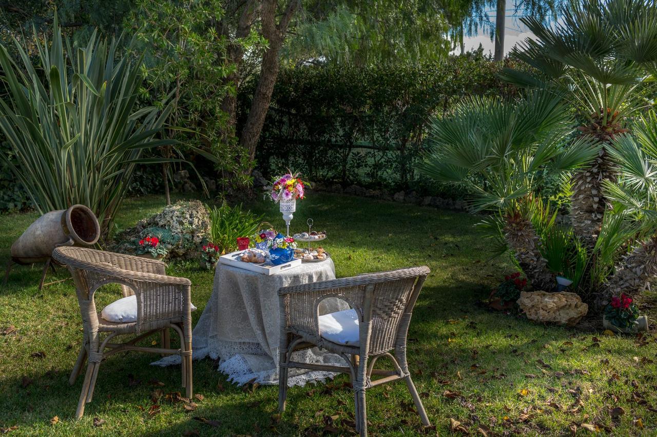 La Perla Nera B&B Nissoria Exterior photo
